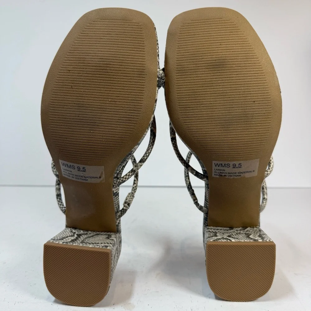 NWT Dolce‎ Vita Women’s Lumena Open Toe Snakeprint Sandals Size 9.5